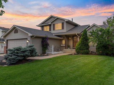 9592 77th St S, Cottage Grove, MN, 55016