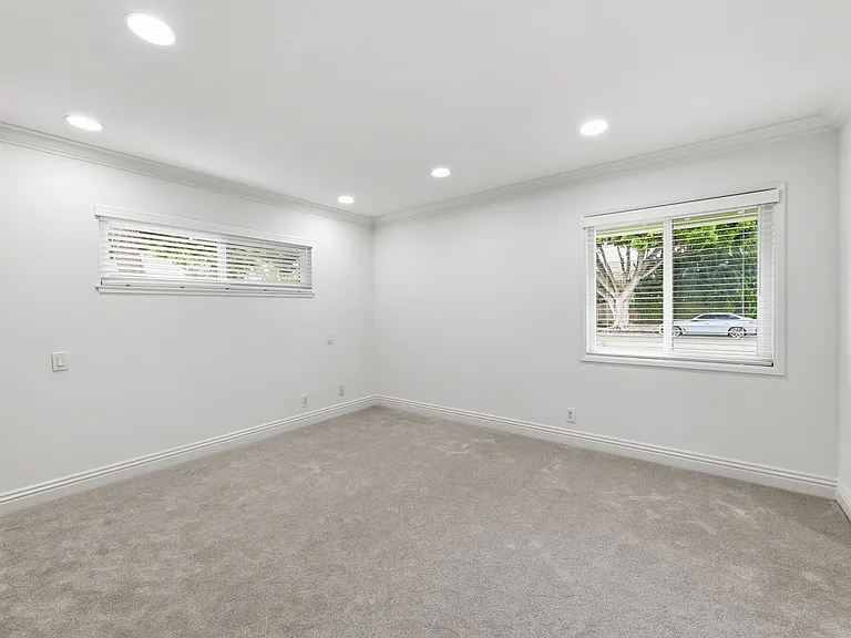 1970 Pelican Pl — Photo 18