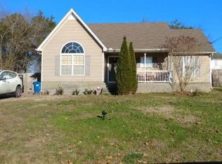 402 Slippery Rock Dr, Murfreesboro, TN 37129