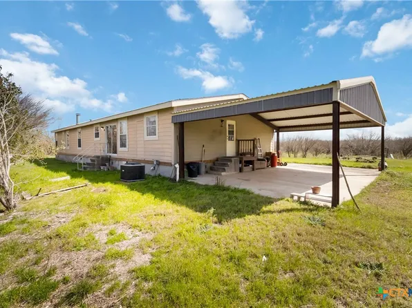6635 Fm 2438, Kingsbury, TX 78638