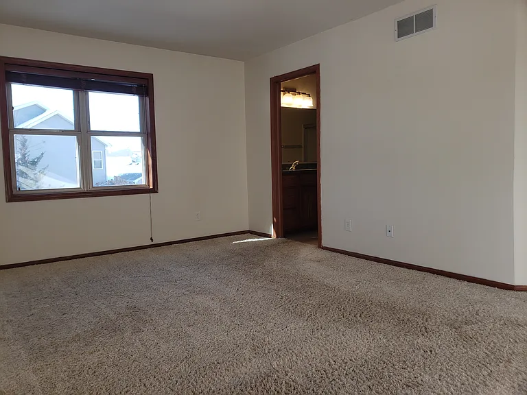3718 Stonebridge Dr — Photo 14