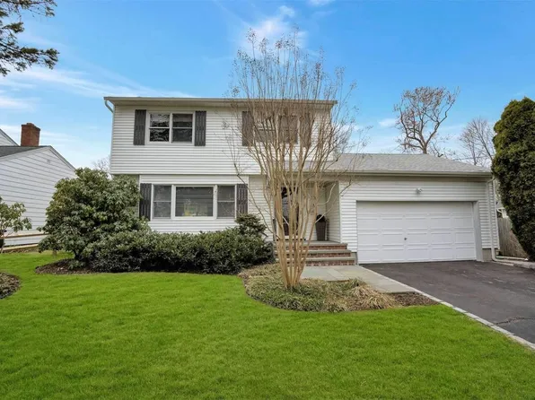 33 George Street, Locust Valley, NY 11560