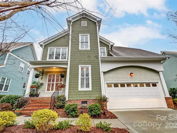 7541 Thorn Creek Ln, Tega Cay, SC 29708