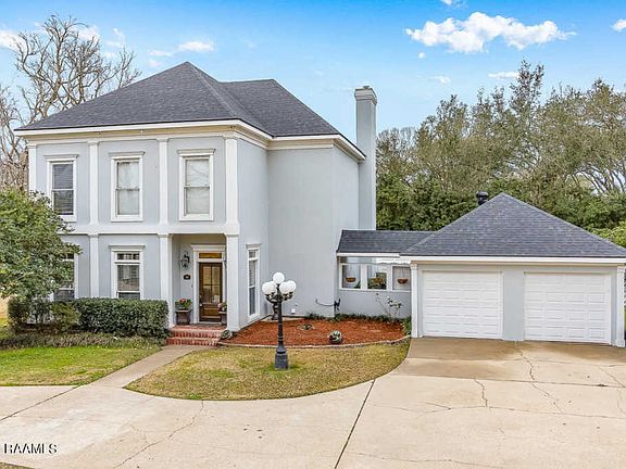 3rd image of 221 Bois De Chene Dr