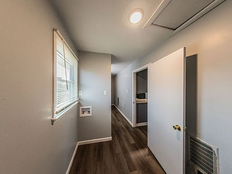120 Lake Dr #2 — Photo 25