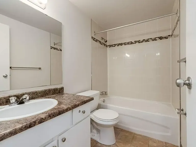 1 Hyndman Cres NW #1371 — Photo 10