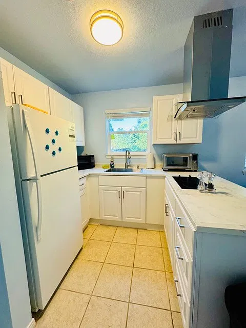 1 bed, 1.0 bath, 550 sqft, $1,700 — Photo 4