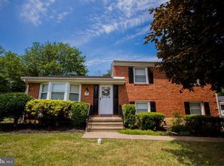 9100 Covered Bridge Rd, Parkville, MD 21234