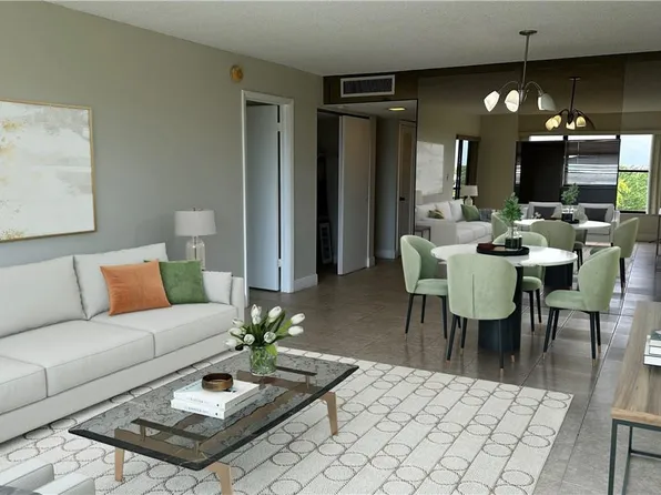 2304 S Cypress Bend Drive #714, Pompano Beach, FL 33069