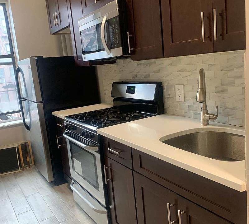 1st image of 2233 Ocean Ave #2C