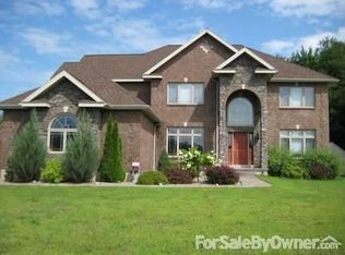 2 Staulters Farm Rd, Ballston Spa, NY 12020