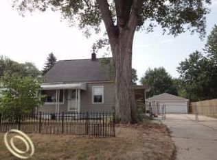 900 Parkwood Ave, Ypsilanti, MI 48198