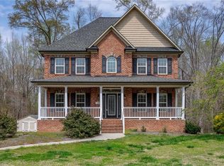 108 Loganberry Ct, Clemmons, NC 27012