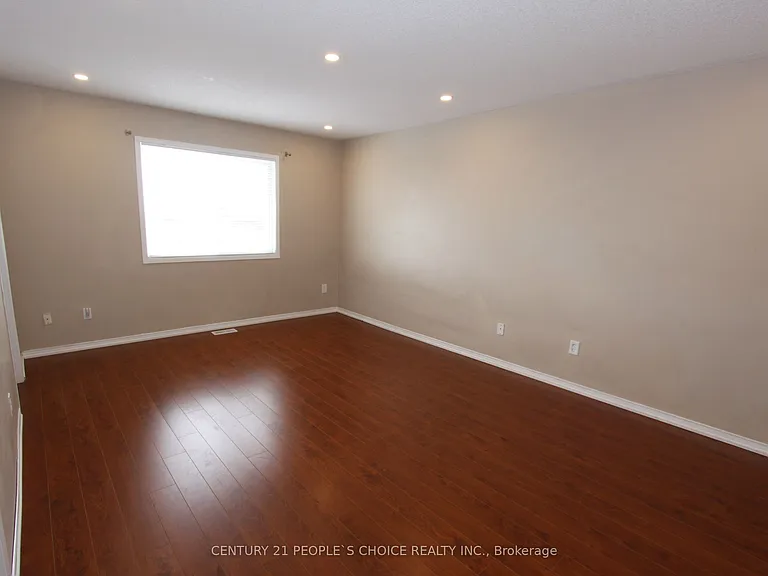 14 Thornbush Blvd — Photo 18