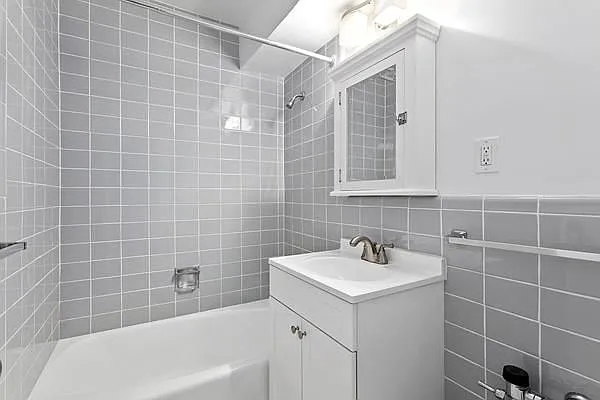 Rented by Argo Residential | media 10