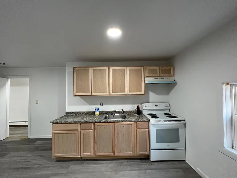 114 S Franklin St #F2 — Photo 5