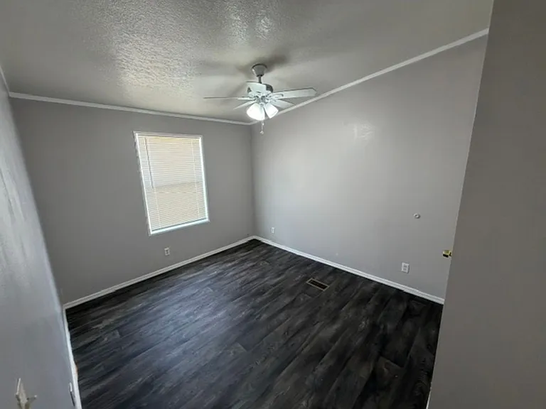 11615 E Elliot Dr — Photo 15