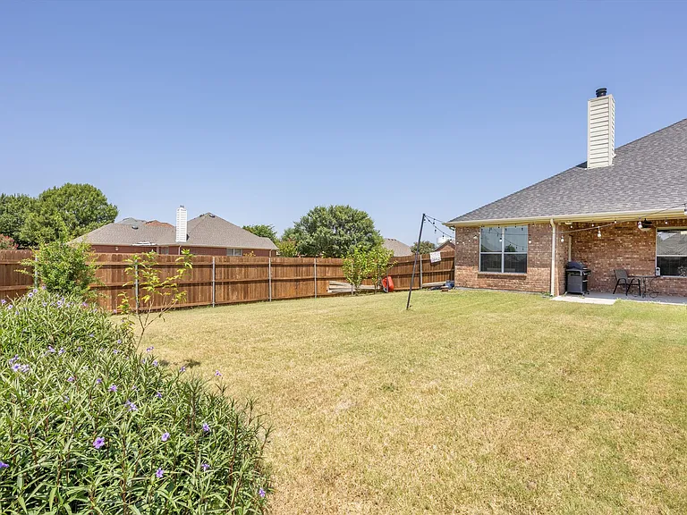 200 Shadybrook Dr — Photo 41