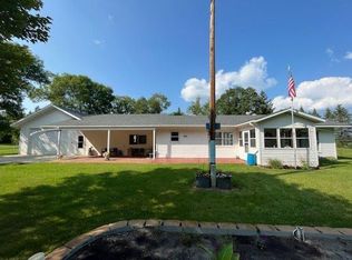 57223 361st St, Warroad, MN 56763