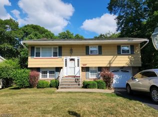 315 Dupont Ave, Hopatcong, NJ 07843