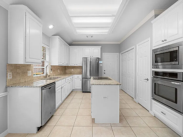 58 W Sienna Pl — Photo 9