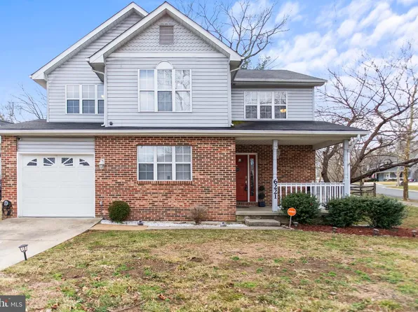 6221 Polar Bear Ct, Waldorf, MD 20603