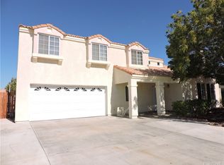 37910 Amethyst St, Palmdale, CA 93552