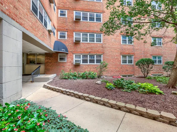 4970 N Marine Dr APT 427, Chicago, IL 60640