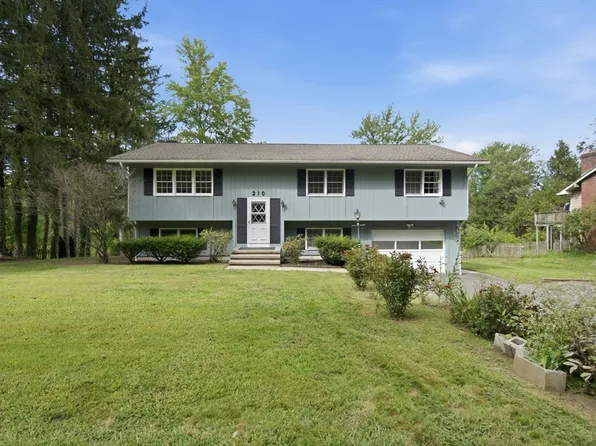 210 Strong St, Amherst, MA 01002