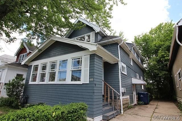 1st image of 128 Hewitt Ave
