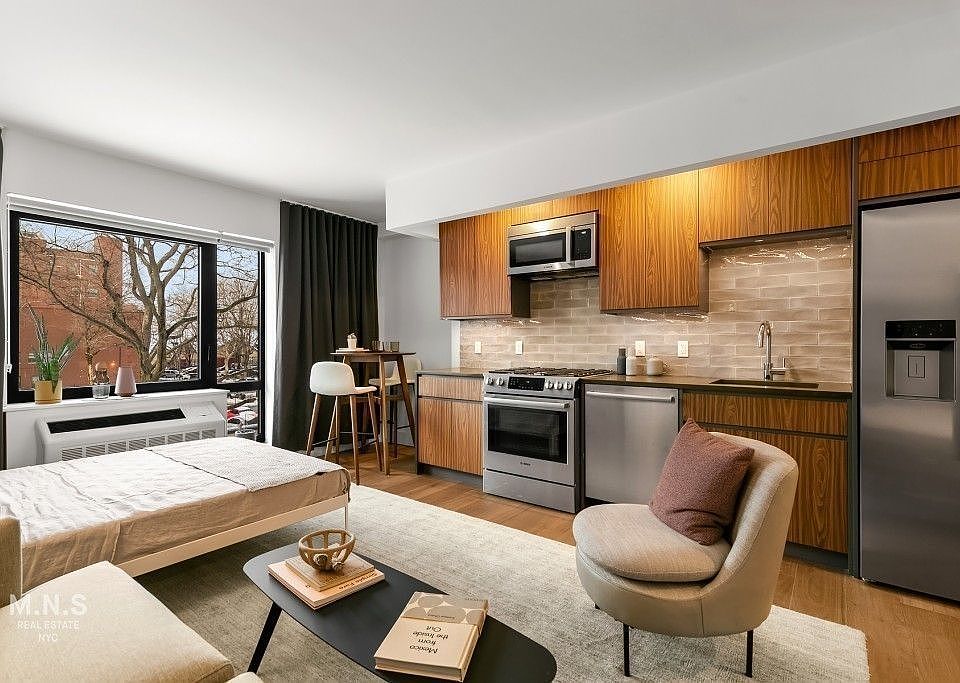 1st image of 325 Lafayette Ave #5M1