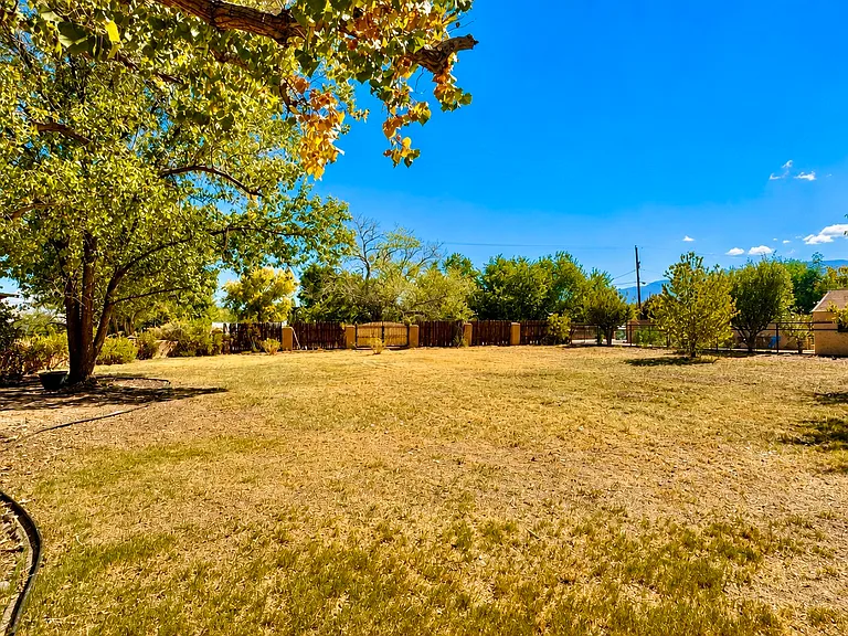 9333 Guadalupe Trl NW — Photo 18