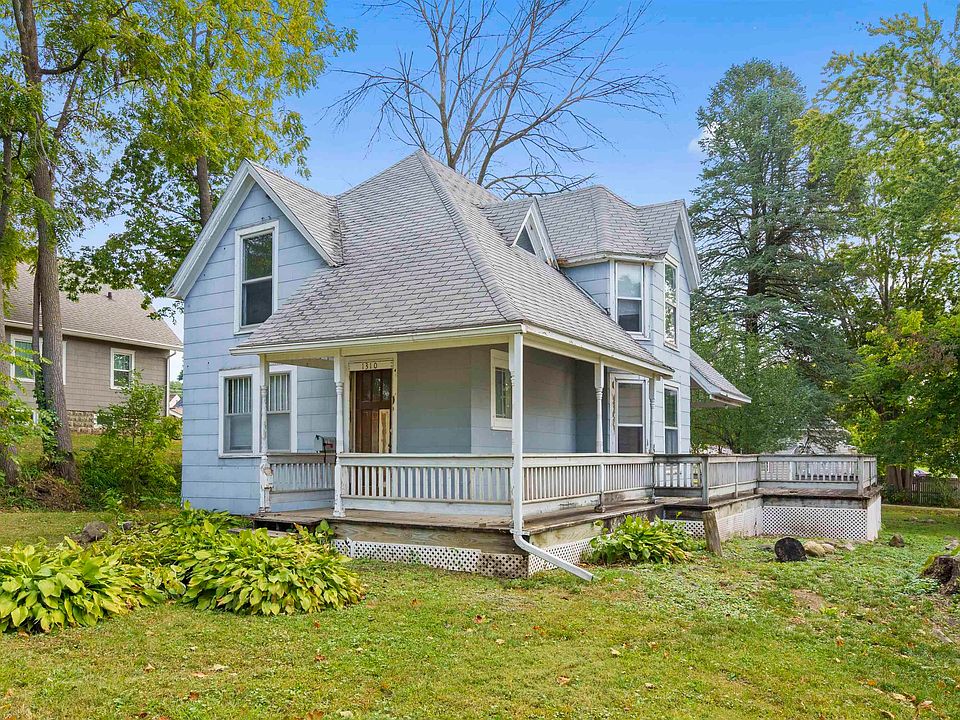 1310 Iowa St, Cedar Falls, IA 50613 Zillow