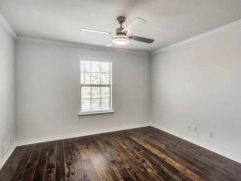 5308 Brougham Ln — Photo 22