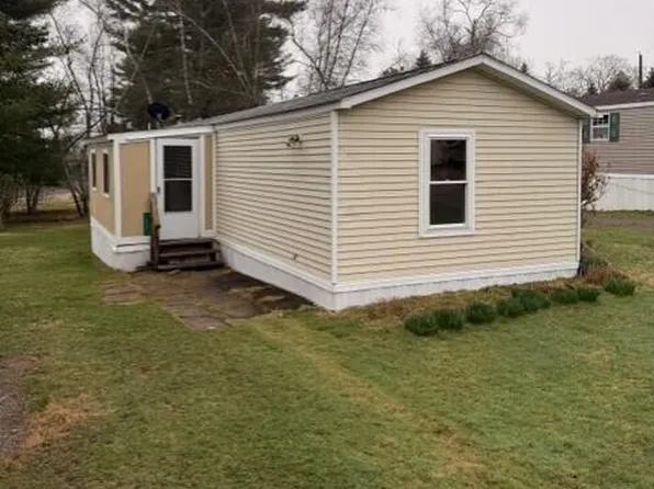 11 1st Ln, Hunlock Creek, PA 18621