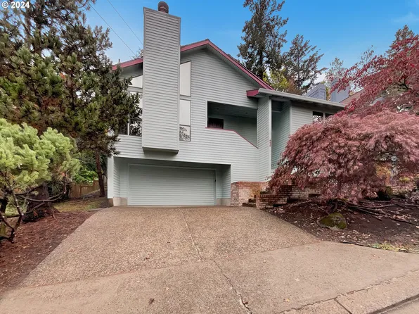 22 Aquinas St, Lake Oswego, OR 97035