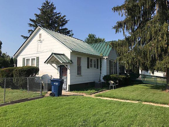 3rd image of 301 Hutson St