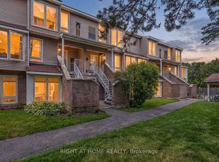 6B Shehyn Ln #15, Ottawa, ON K2G 4Y2