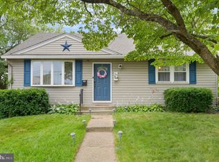 33 S Rowand Ave, Runnemede, NJ 08078