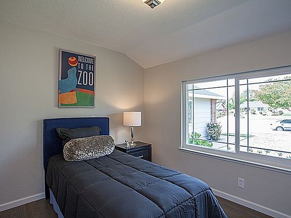 5th image of 3931 Yerba Buena Ave