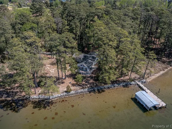 119 Walker Rd, White Stone, VA 22578