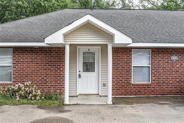 13296 Moss Point #A