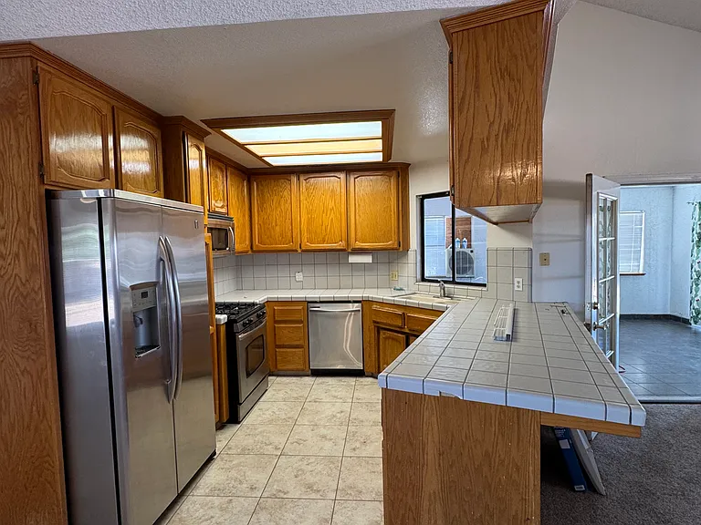 9224 Greenwood Ave — Photo 7