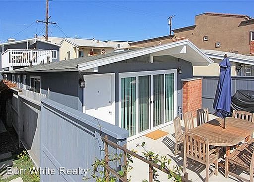 2nd image of 1822 W Balboa Blvd #2850751
