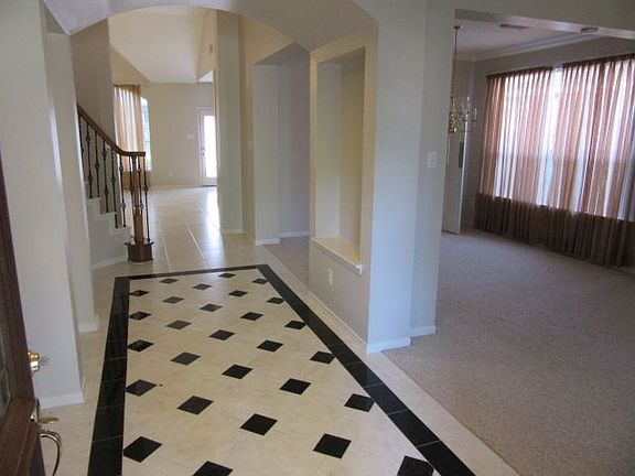 3rd image of 4806 Schiller Park Ln
