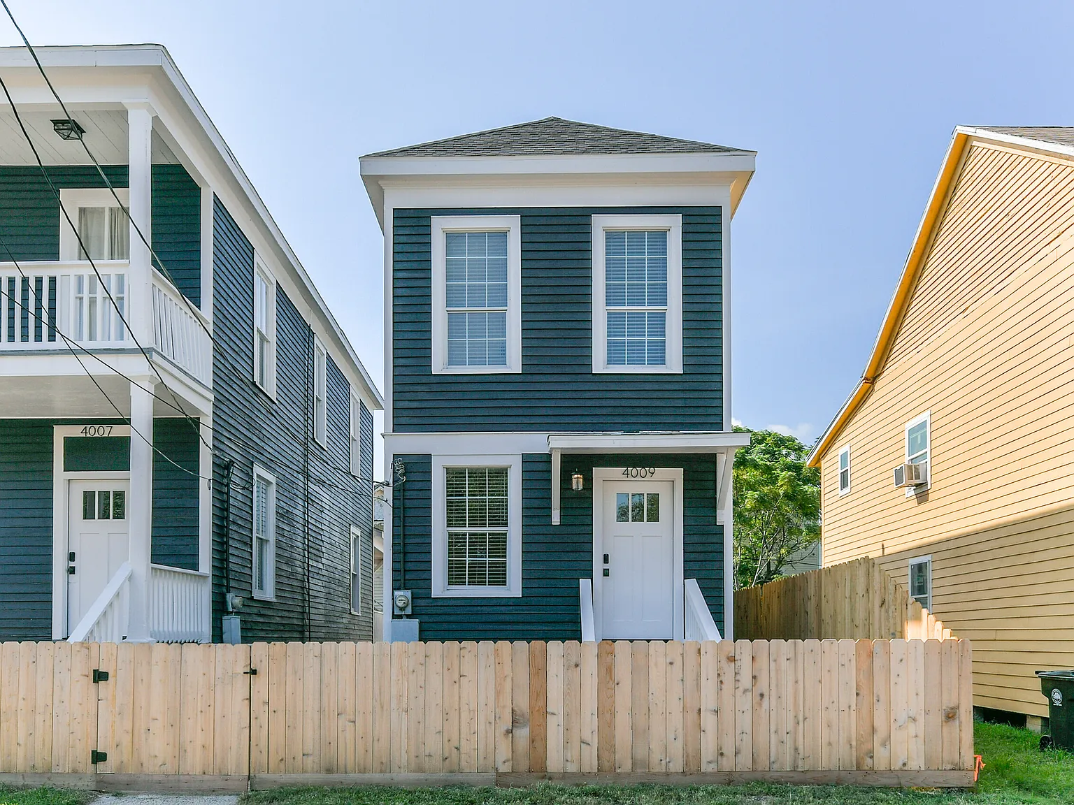 4009 Ball St — Photo 2