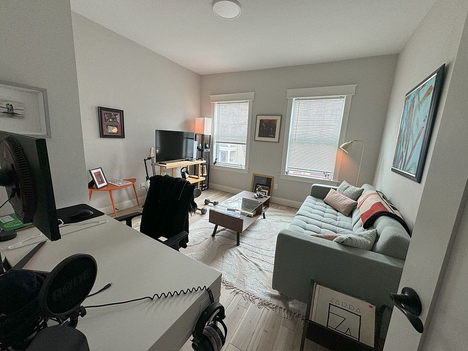 1st image of 17 Otis St #2