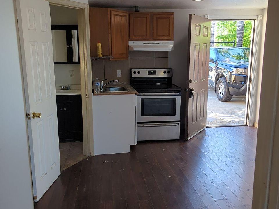 385 E 3rd St A, San Jacinto, CA 92583 Zillow