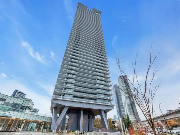 4720 Lougheed Hwy #912, Burnaby, BC V5C 0M8