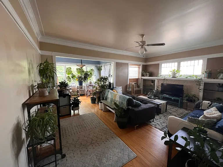 936 W Agatite Ave #1FE — Photo 9